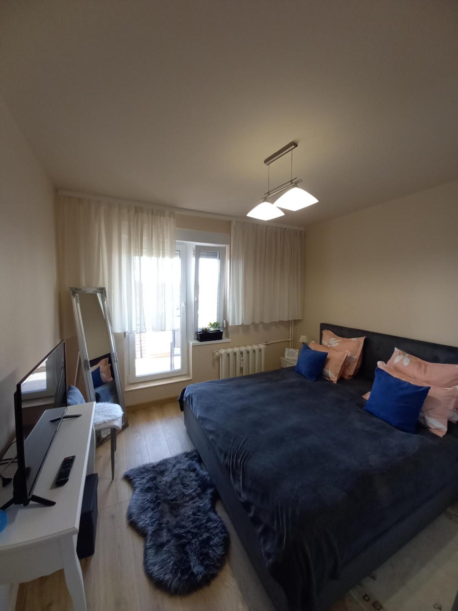 Tei Lägenhet Oradea Exteriör bild